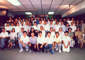 1 写作讲习班导师/学员合摄