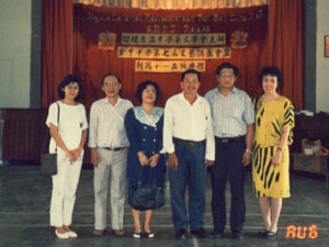 8 与香港作家东瑞同受邀主讲文学课题